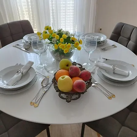 Apartment Nela Spalato Esterno foto