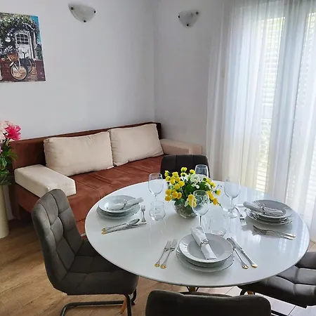 Apartment Nela Spalato Esterno foto